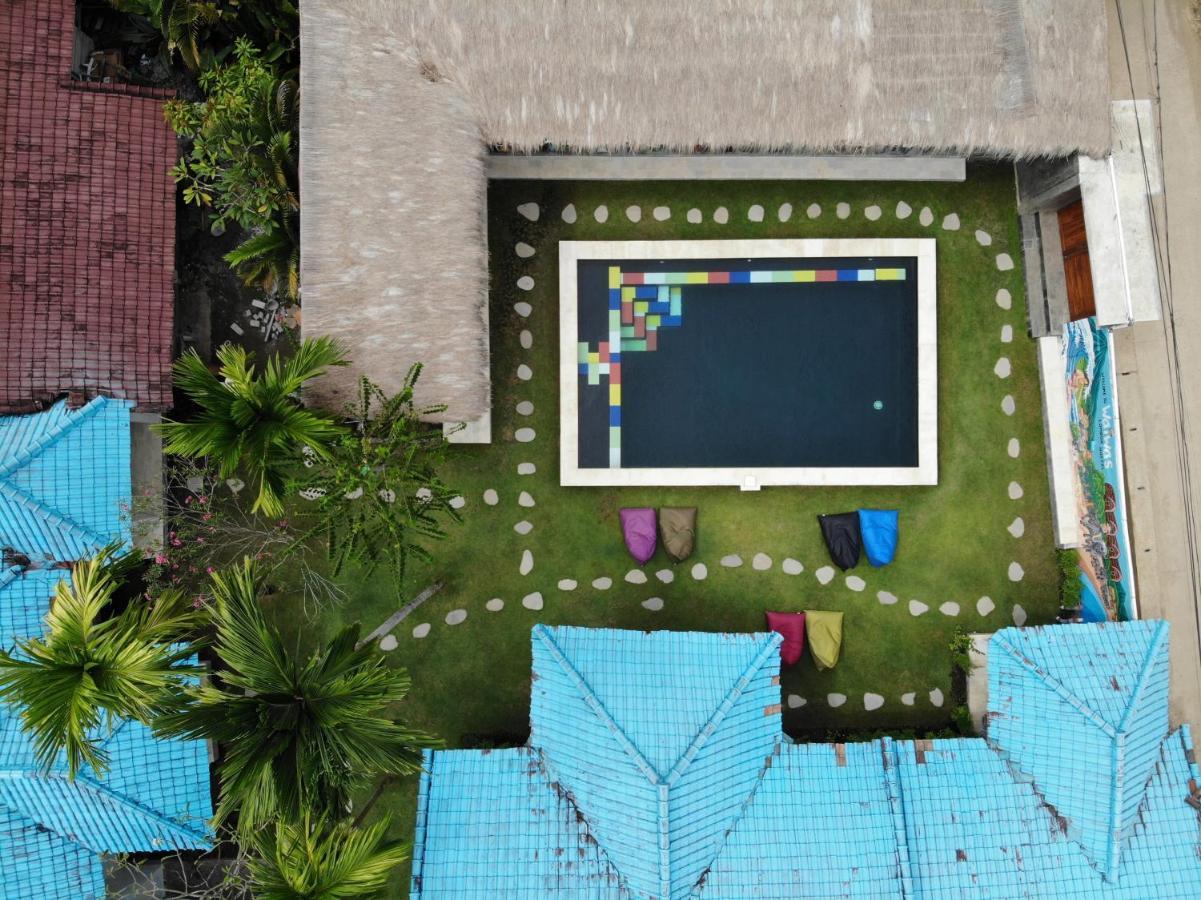 Waiwas Hostel Kuta  Екстер'єр фото